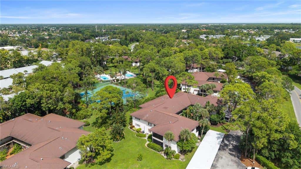 1833 Courtyard Way #105, Naples, photo 34