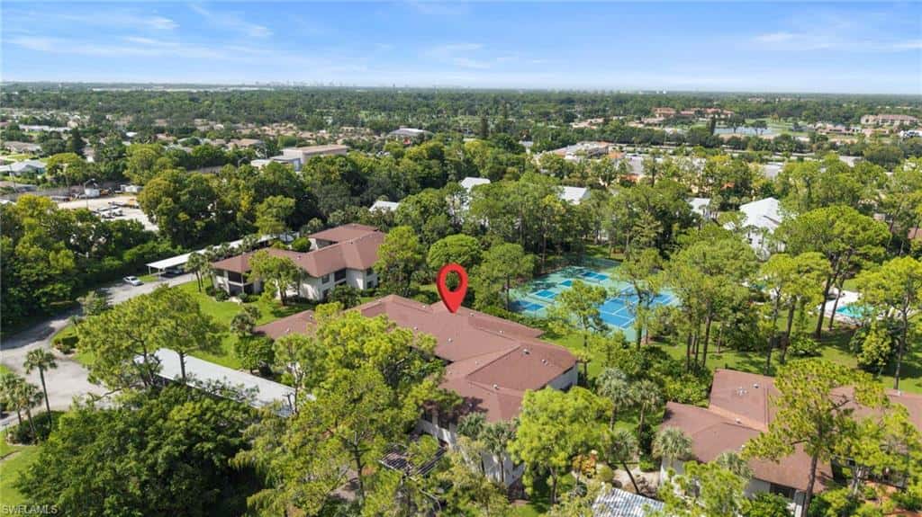 1833 Courtyard Way #105, Naples, photo 35