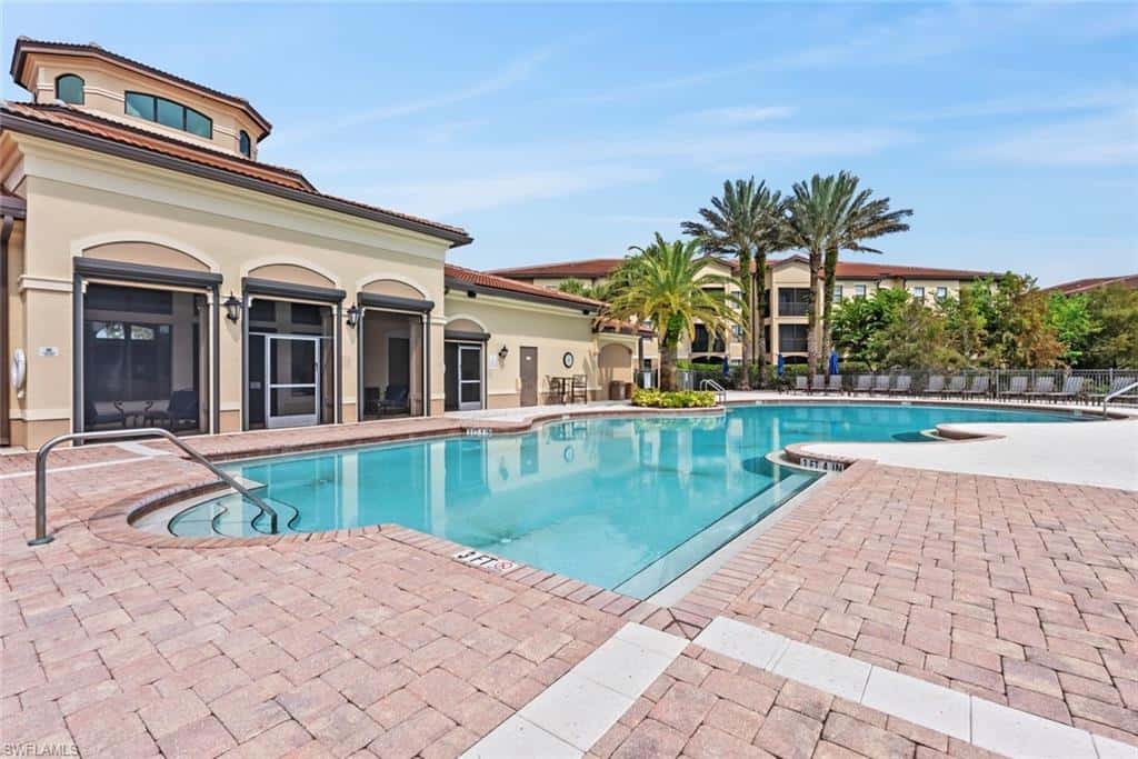 12920 Positano Cir #203, Naples, photo 37