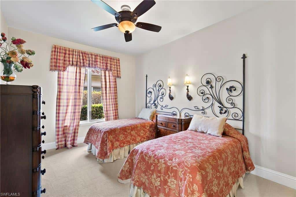 7405 Treeline Dr, Naples, photo 16
