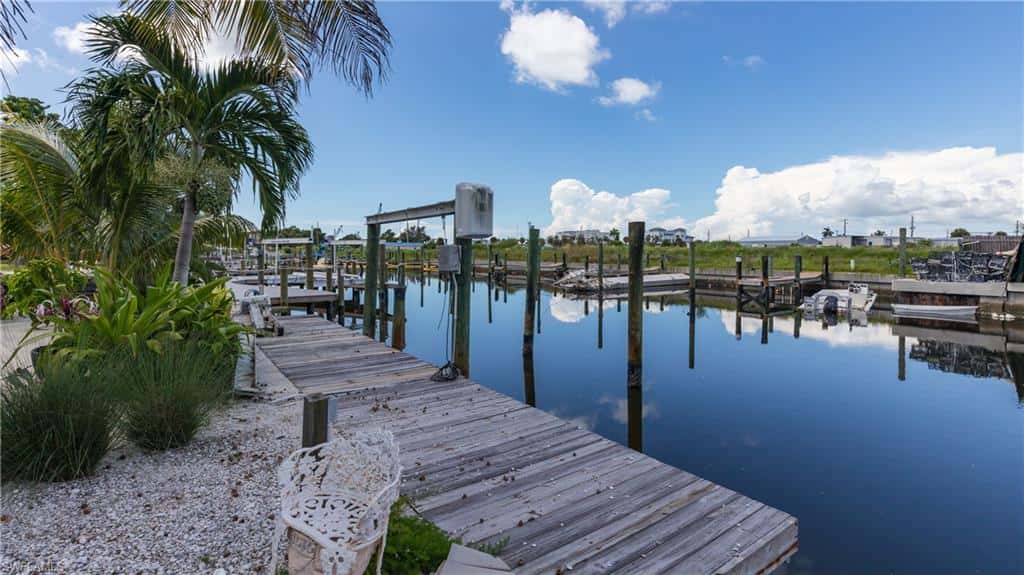 847 Oak St, Fort Myers Beach, photo 37