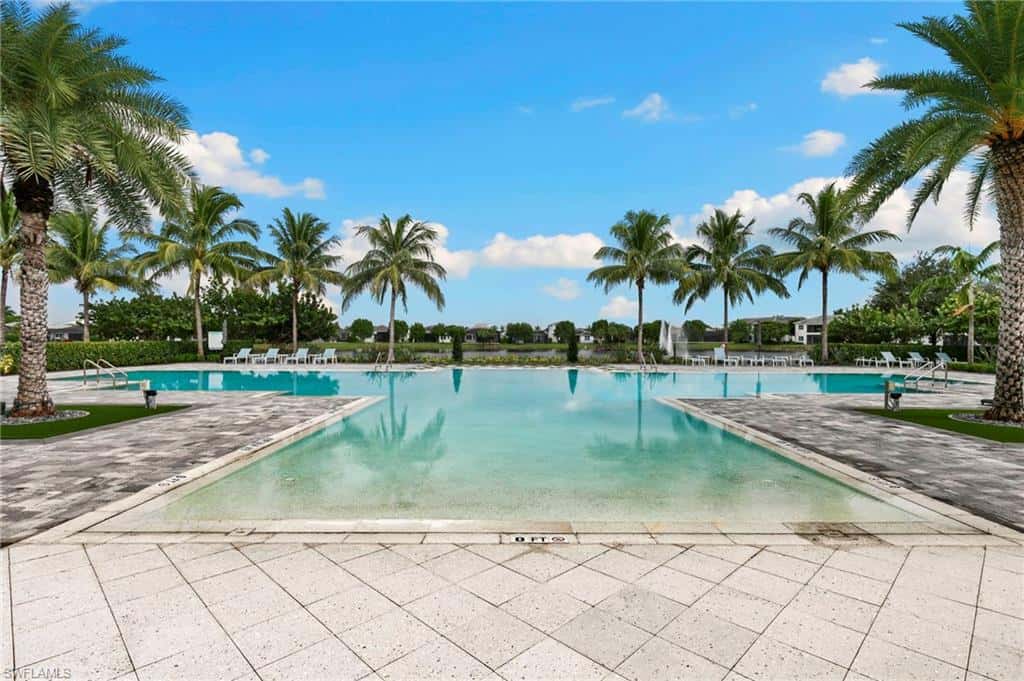 8950 Mustique Ln, Naples, photo 46