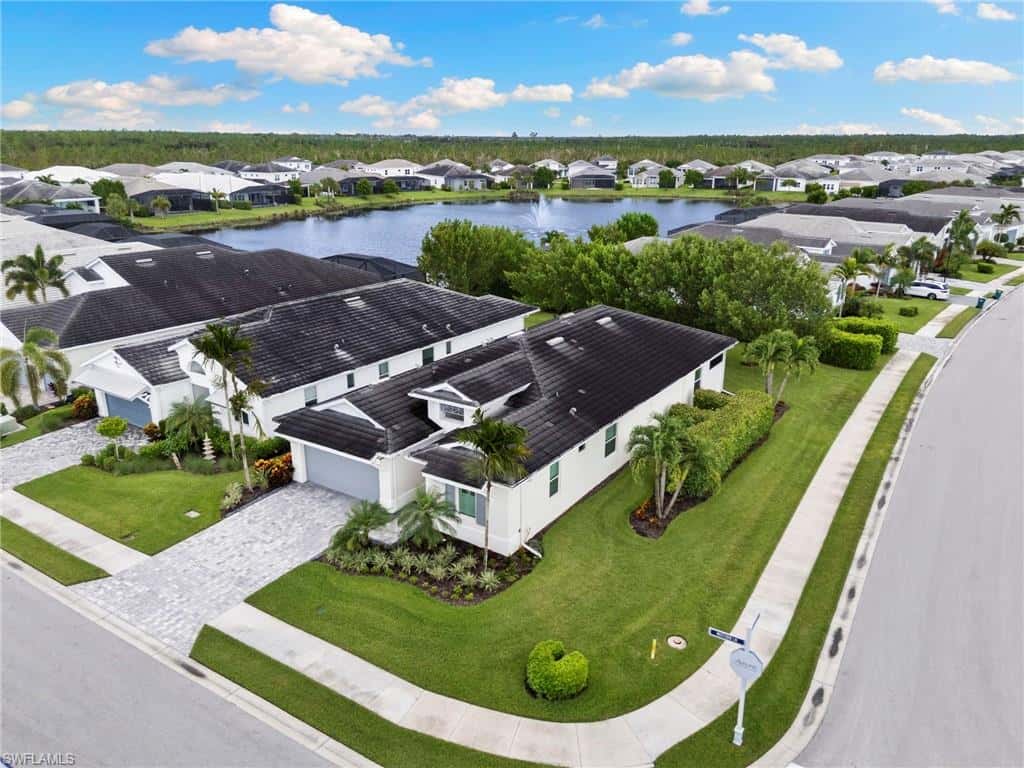 8950 Mustique Ln, Naples, photo 32