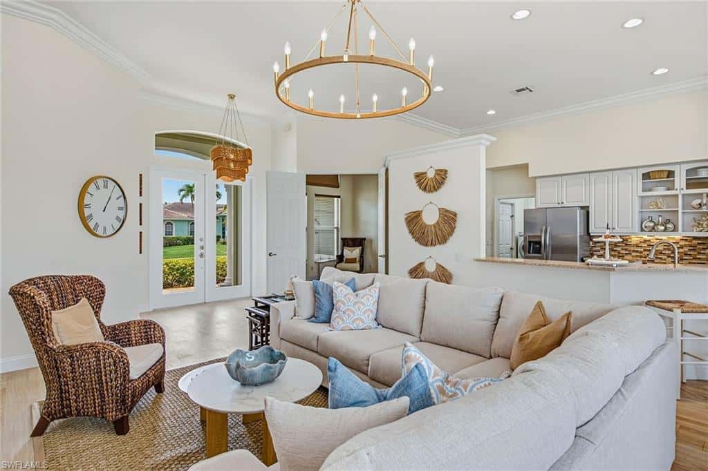 251 Seminole Ct, Marco Island, photo 6