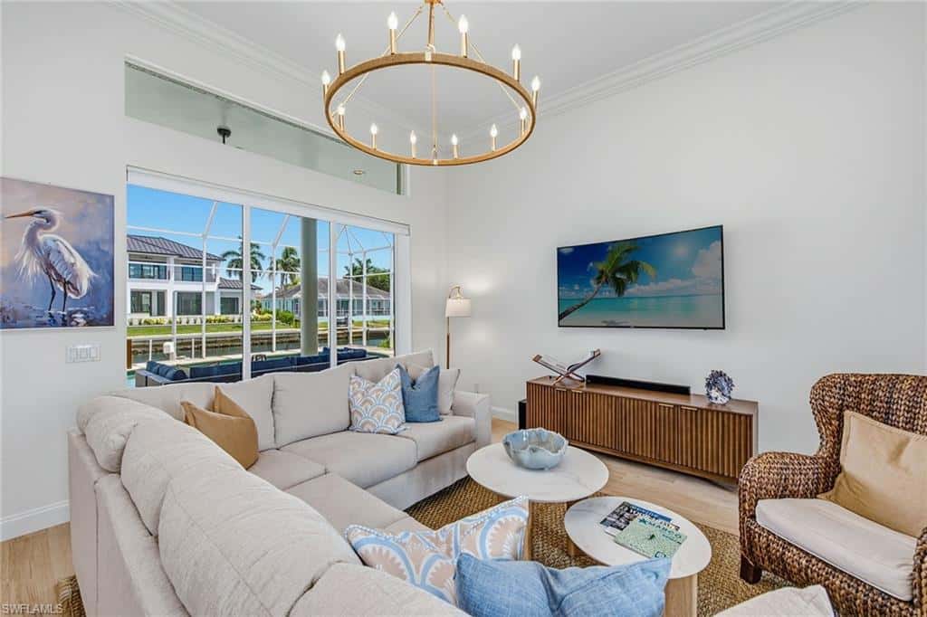 251 Seminole Ct, Marco Island, photo 5
