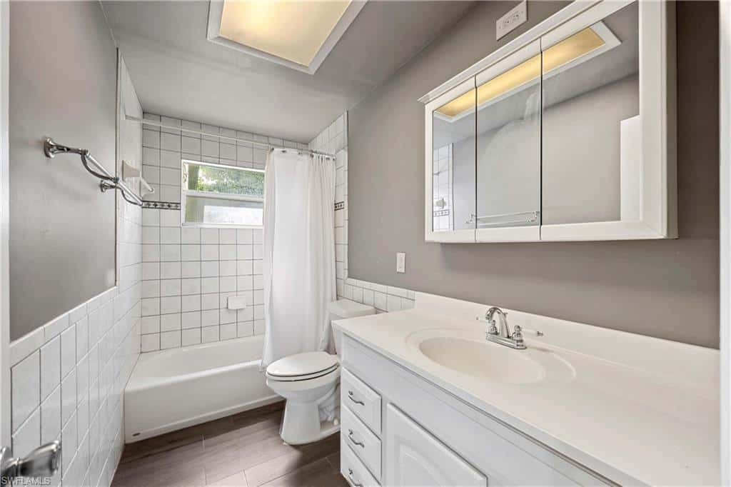 4656 Capri Dr, Naples, photo 15