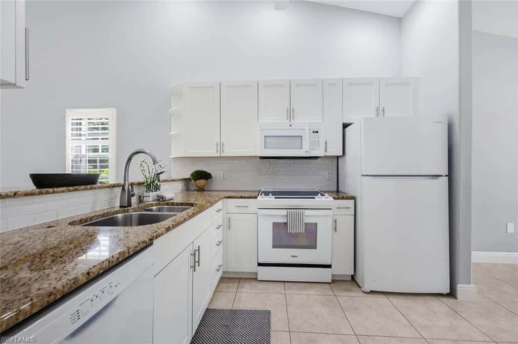3505 Avion Woods Ct #904, Naples, photo 11