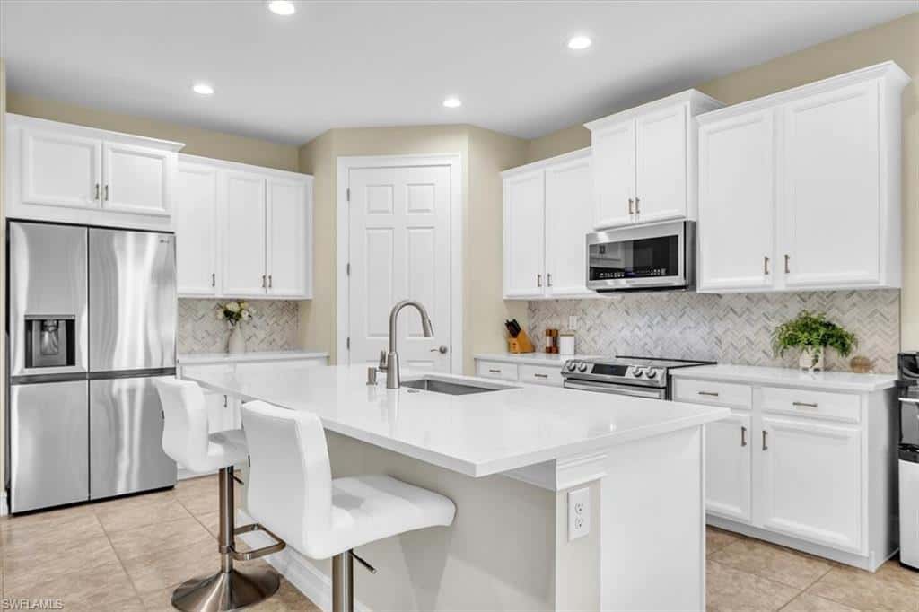 3286 Birchin Ln, Fort Myers, photo 9