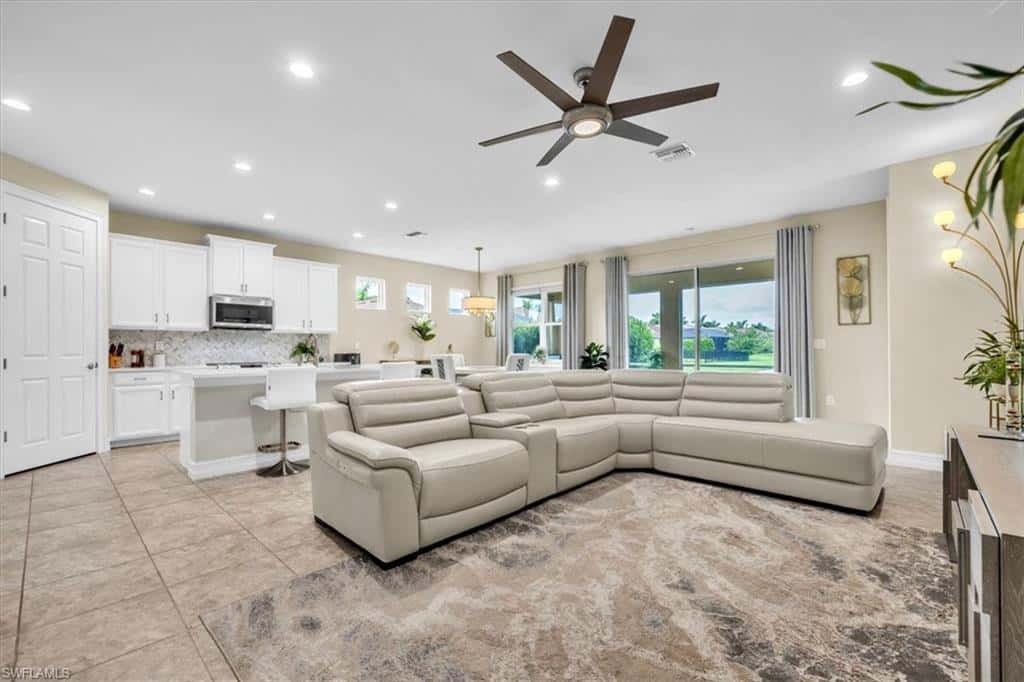3286 Birchin Ln, Fort Myers, photo 8