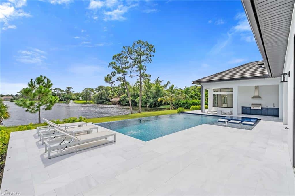 6590 Trail Blvd, Naples, photo 14