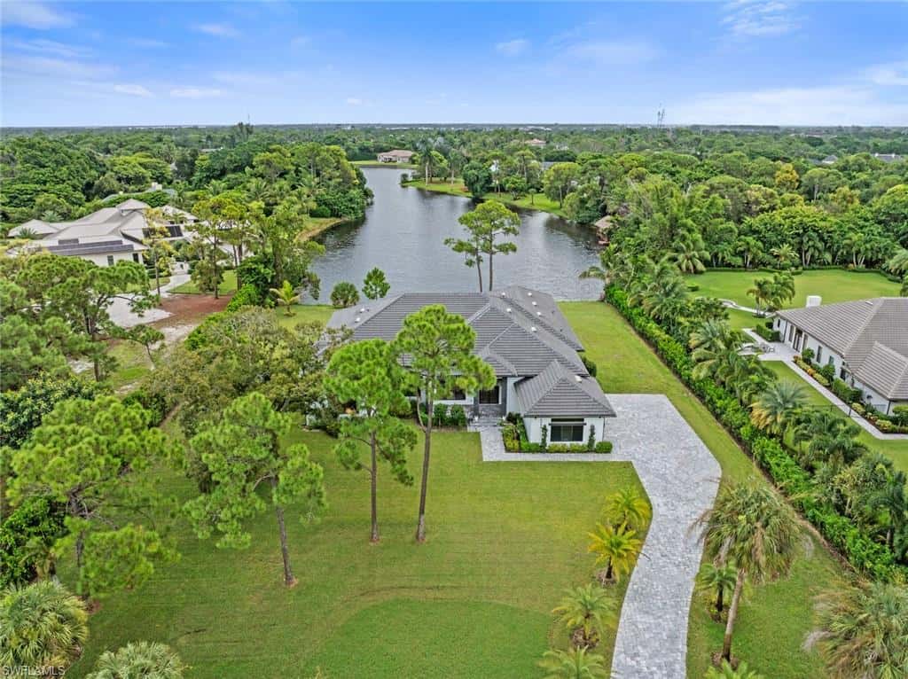 6590 Trail Blvd, Naples, photo 31