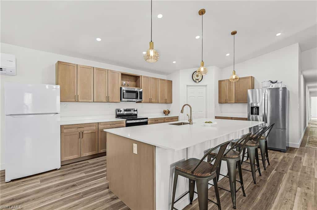 15274 Martinique Way, Bokeelia, photo 12