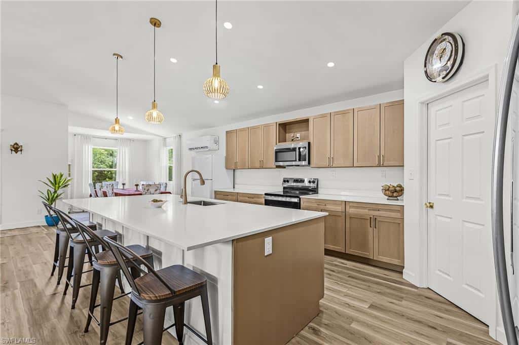 15274 Martinique Way, Bokeelia, photo 11