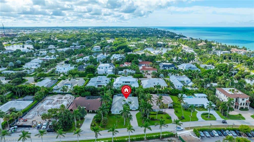 250 Golf Dr, Naples, photo 9