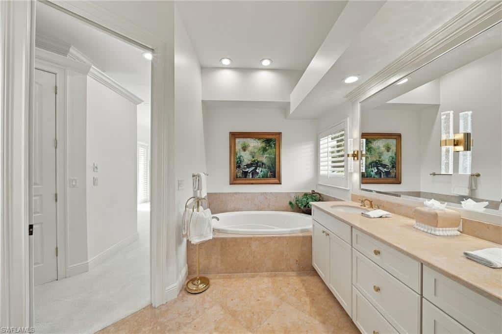 250 Golf Dr, Naples, photo 29
