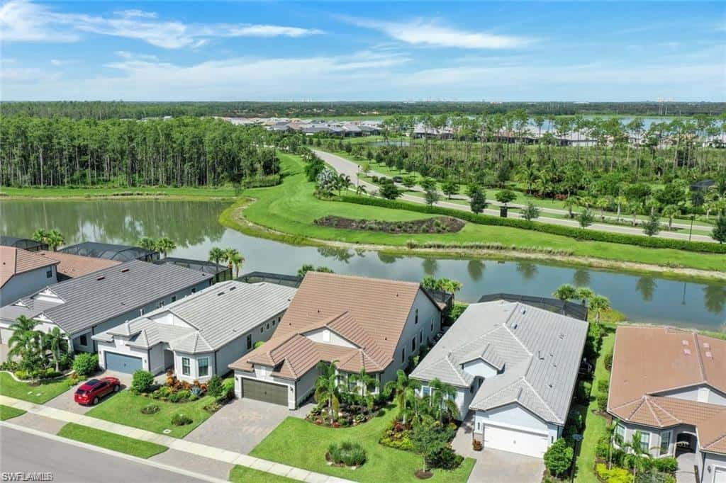 19252 Aqua Shore Dr, Fort Myers, photo 4