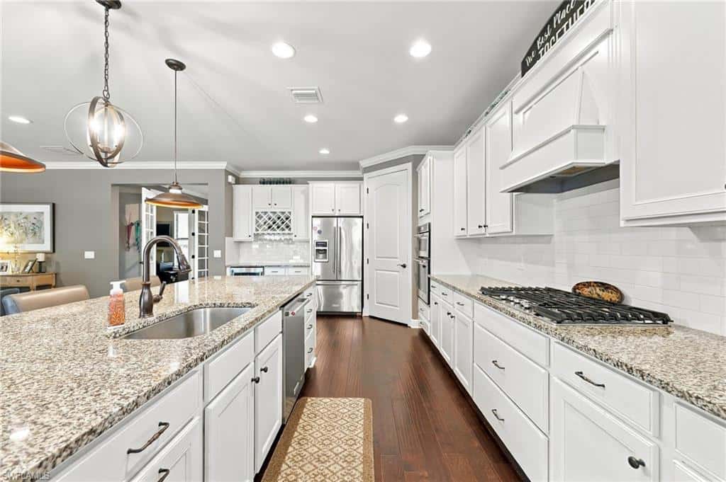 7230 Live Oak Dr, Naples, photo 9