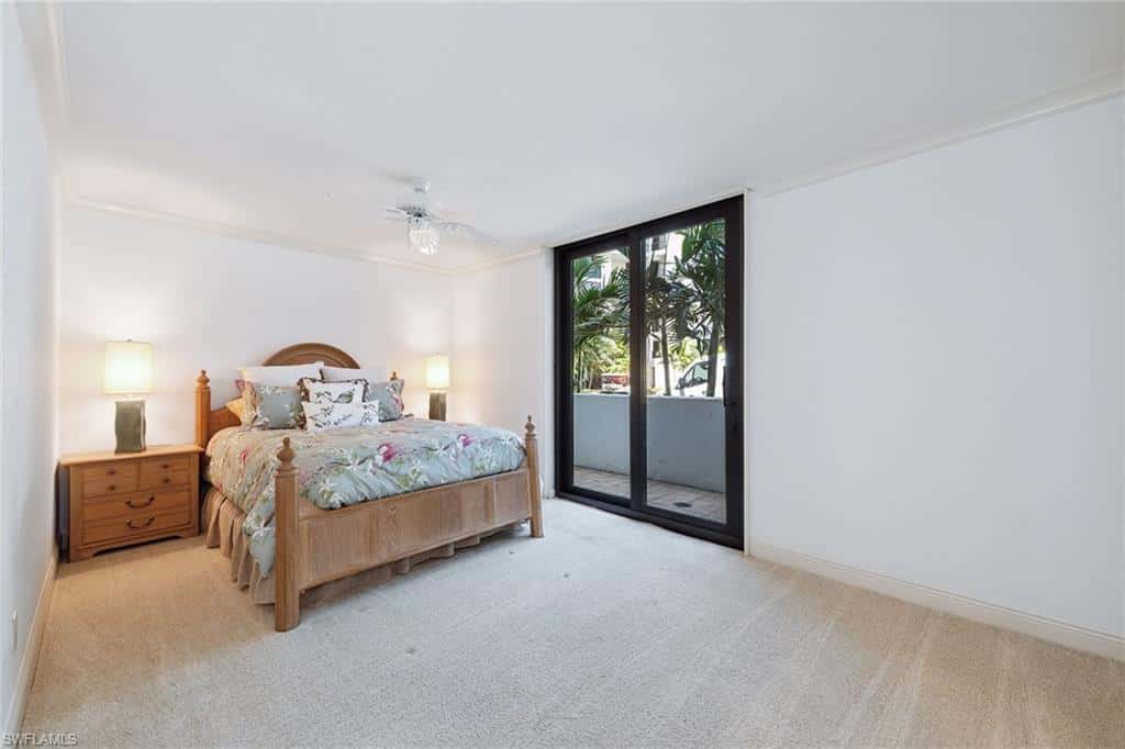 2310 Gulf Shore Blvd #112, Naples, photo 19