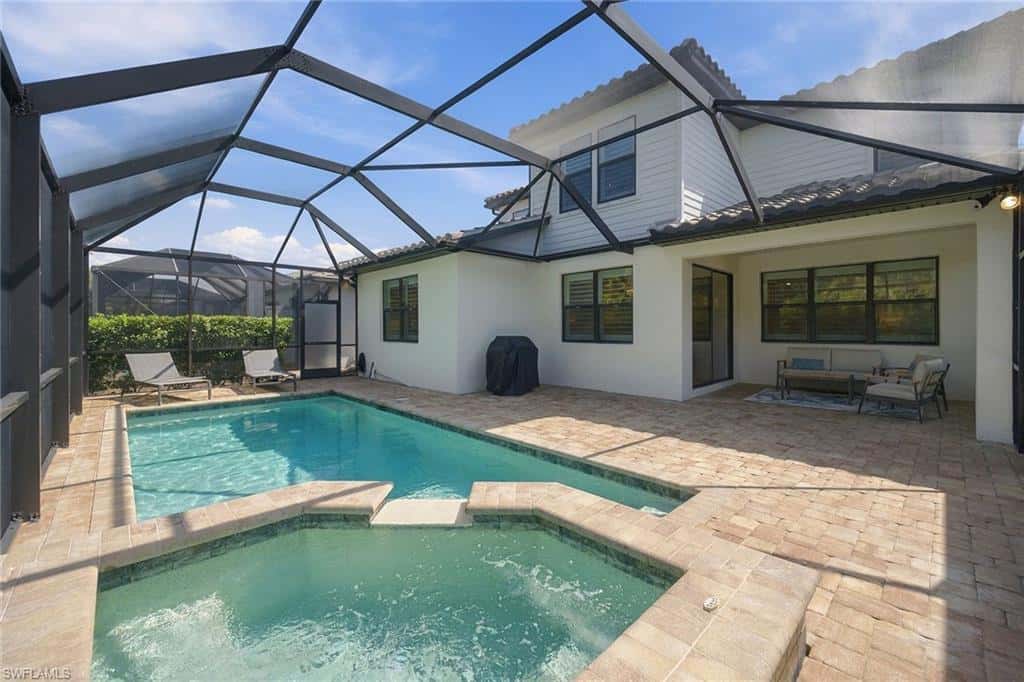6825 Greenbriar Ct, Naples, photo 32