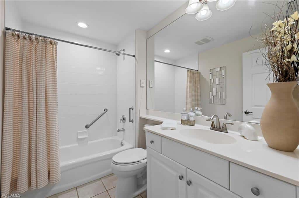 1001 Arbor Lake Dr #606, Naples, photo 23