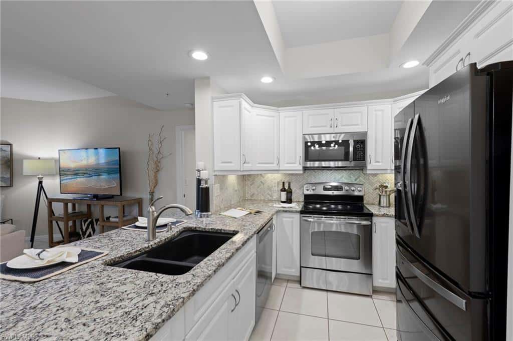 1001 Arbor Lake Dr #606, Naples, photo 12