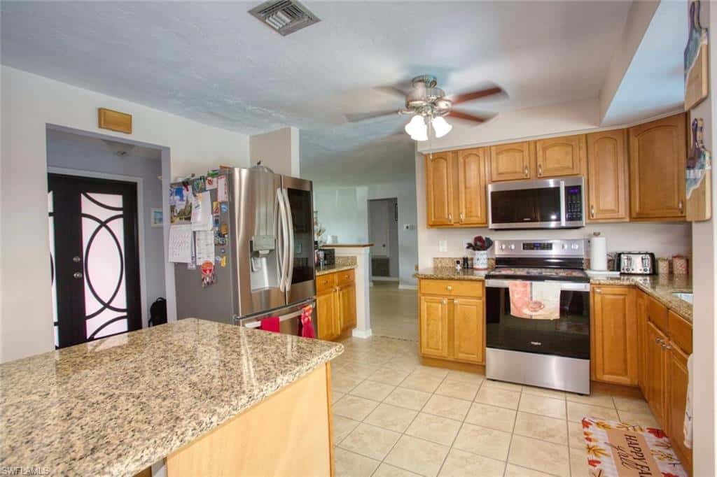 1227 Everest Pkwy, Cape Coral, photo 17
