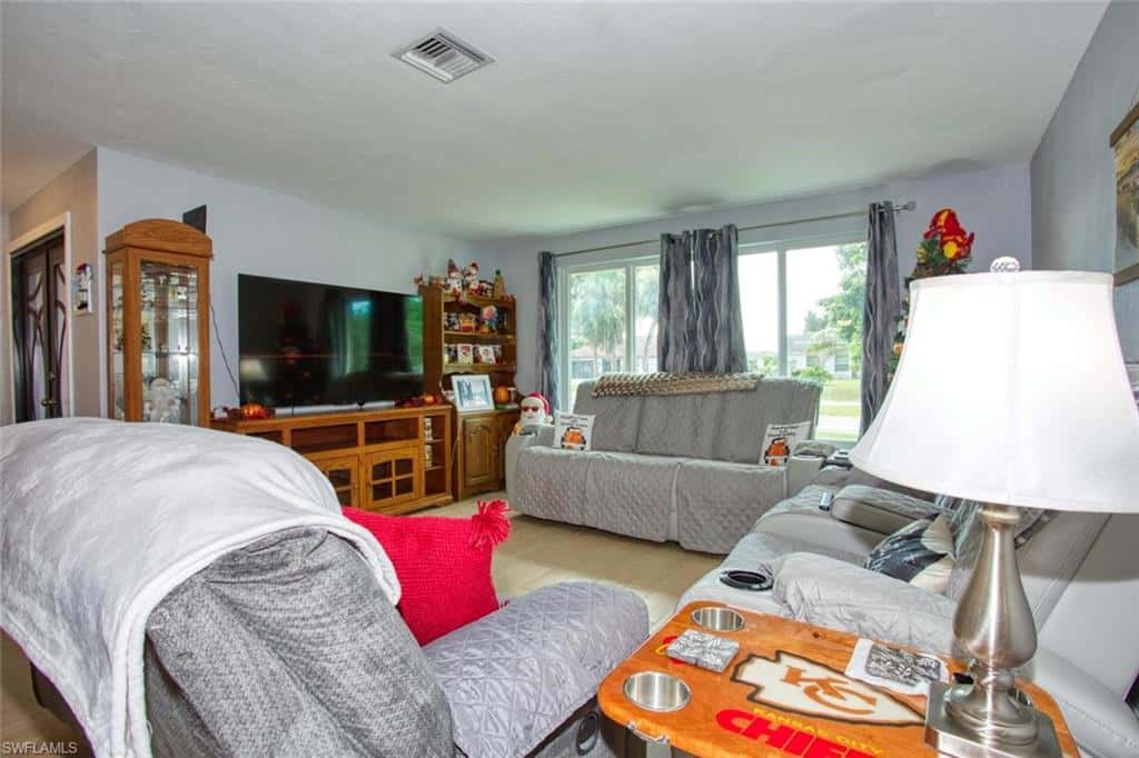 1227 Everest Pkwy, Cape Coral, photo 4
