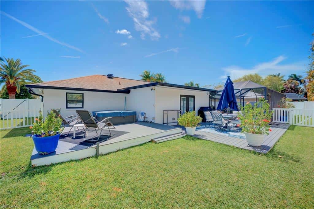1089 Town And River Dr, Fort Myers, photo 23