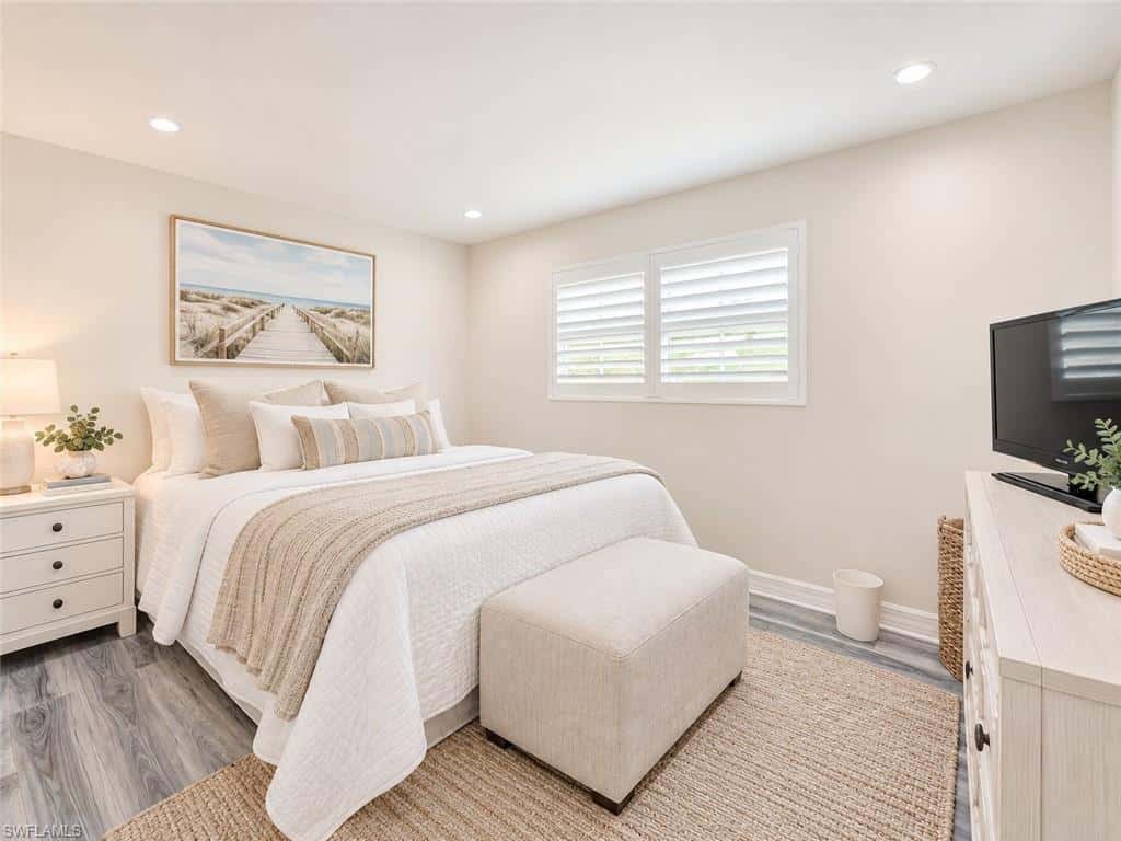 1089 Town And River Dr, Fort Myers, photo 13