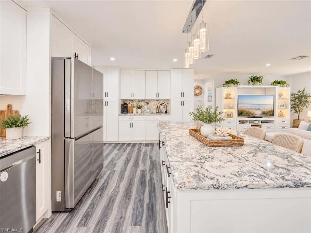 1089 Town And River Dr, Fort Myers, photo 10