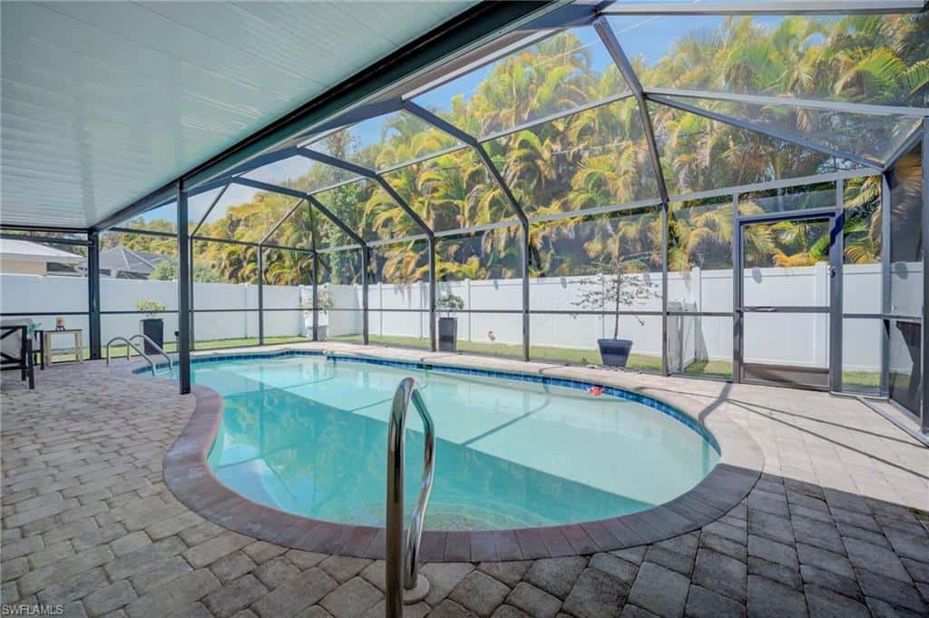 1089 Town And River Dr, Fort Myers, photo 21