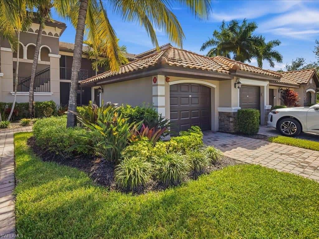 9840 Venezia Cir #815, Naples, photo 22
