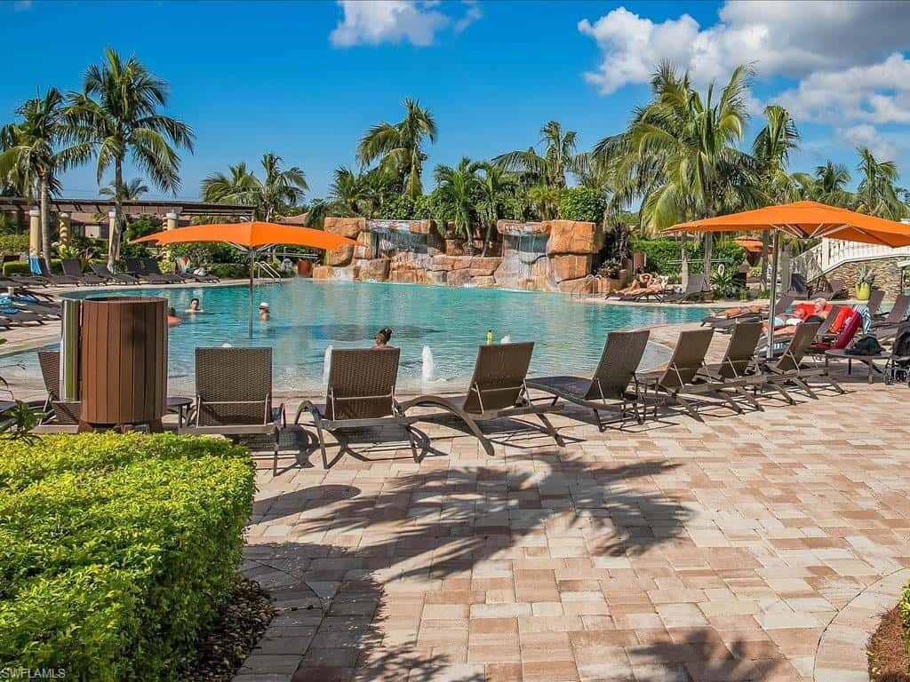 9840 Venezia Cir #815, Naples, photo 34