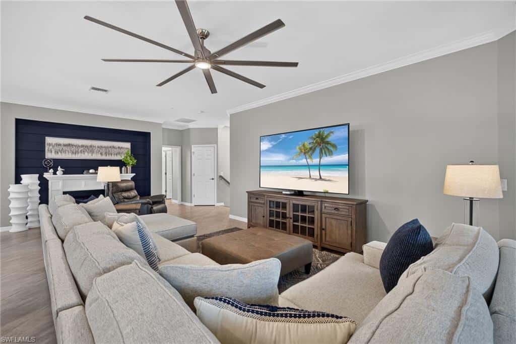 12015 Hawthorn Lake Dr #202, Fort Myers, photo 4
