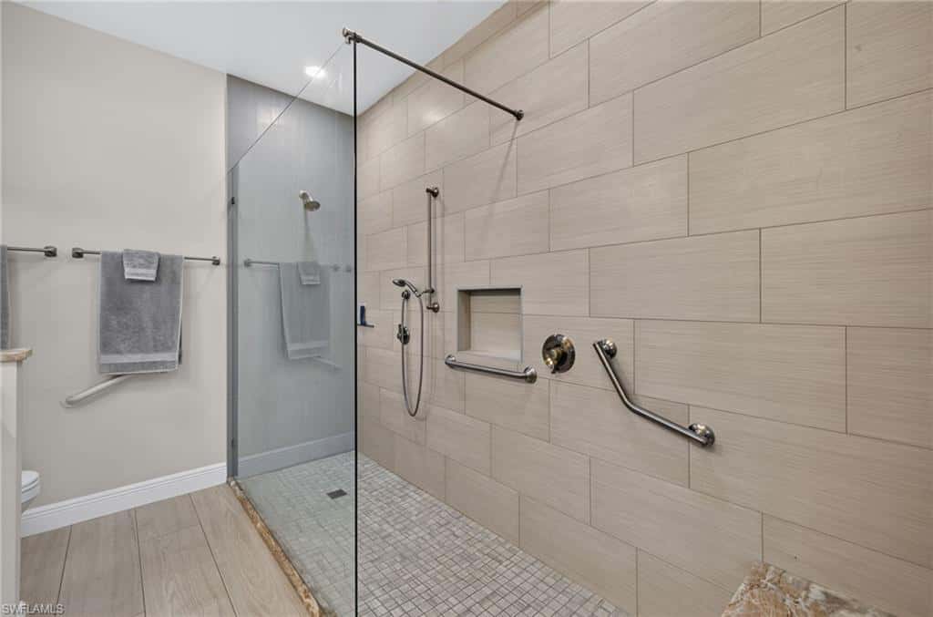 23170 Coconut Shores Dr, Estero, photo 23