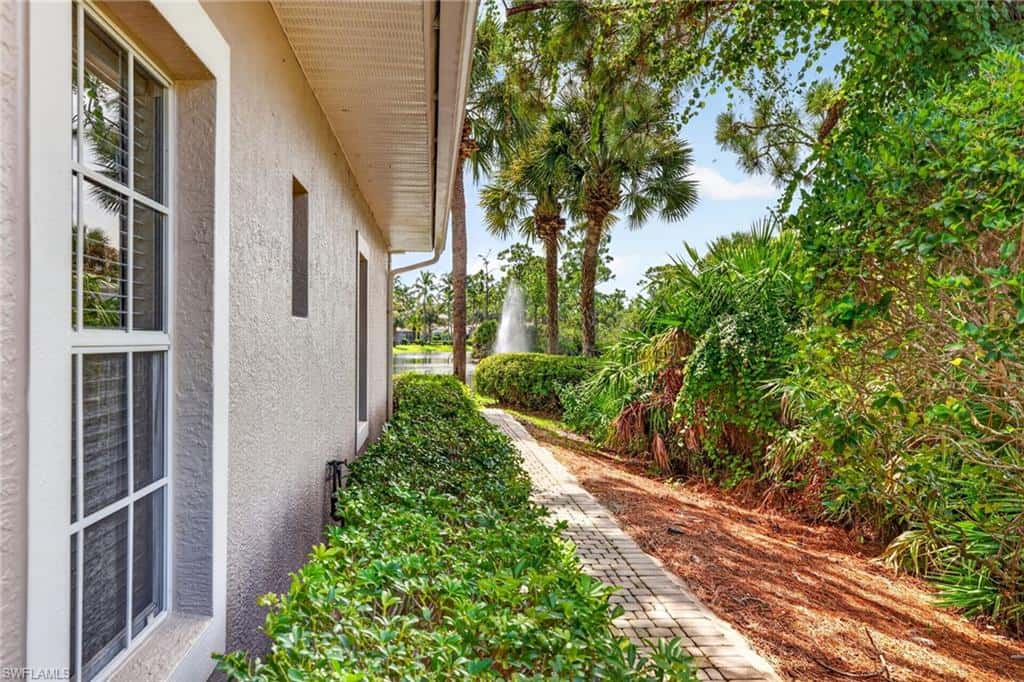 23170 Coconut Shores Dr, Estero, photo 6