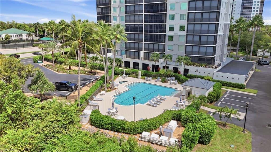430 Cove Tower Dr #501, Naples, photo 31