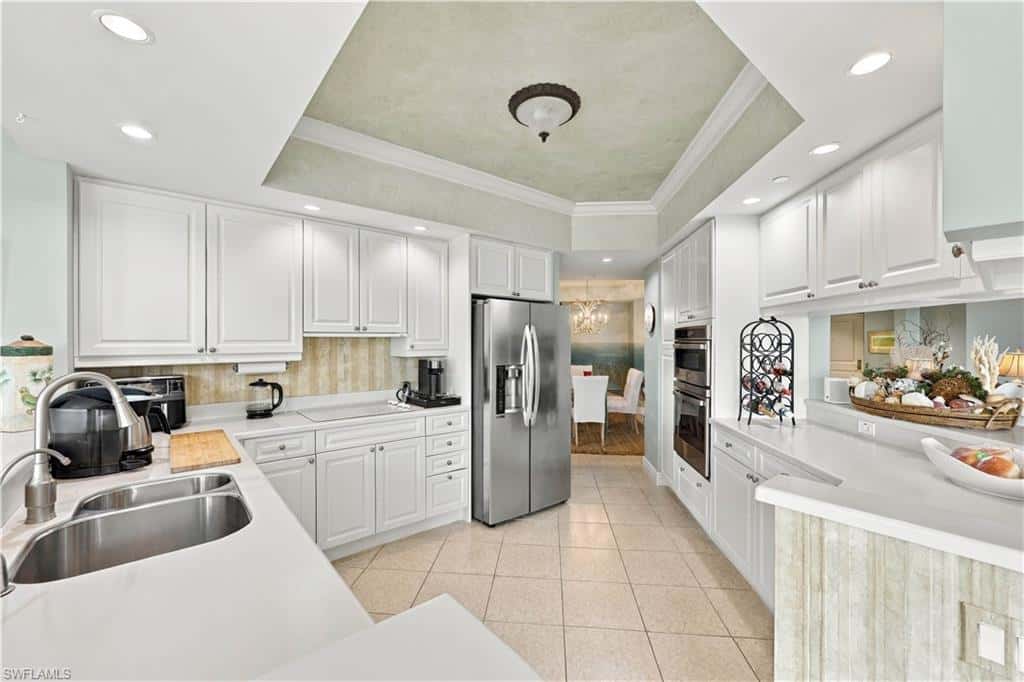 1060 Borghese Ln #205, Naples, photo 7