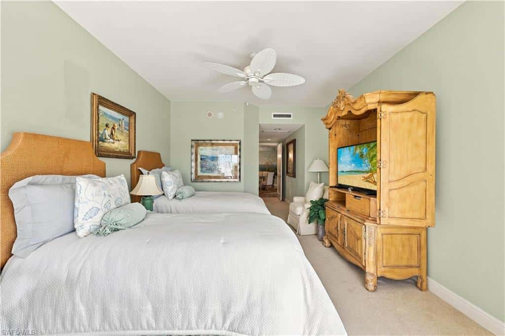 1060 Borghese Ln #205, Naples, photo 15