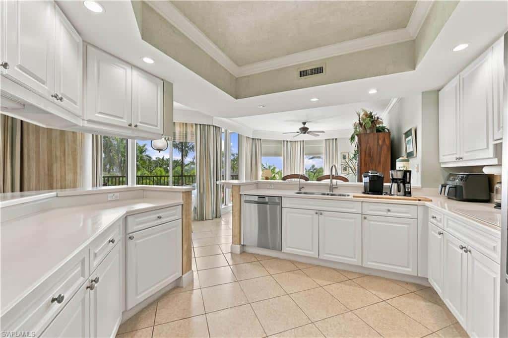 1060 Borghese Ln #205, Naples, photo 8