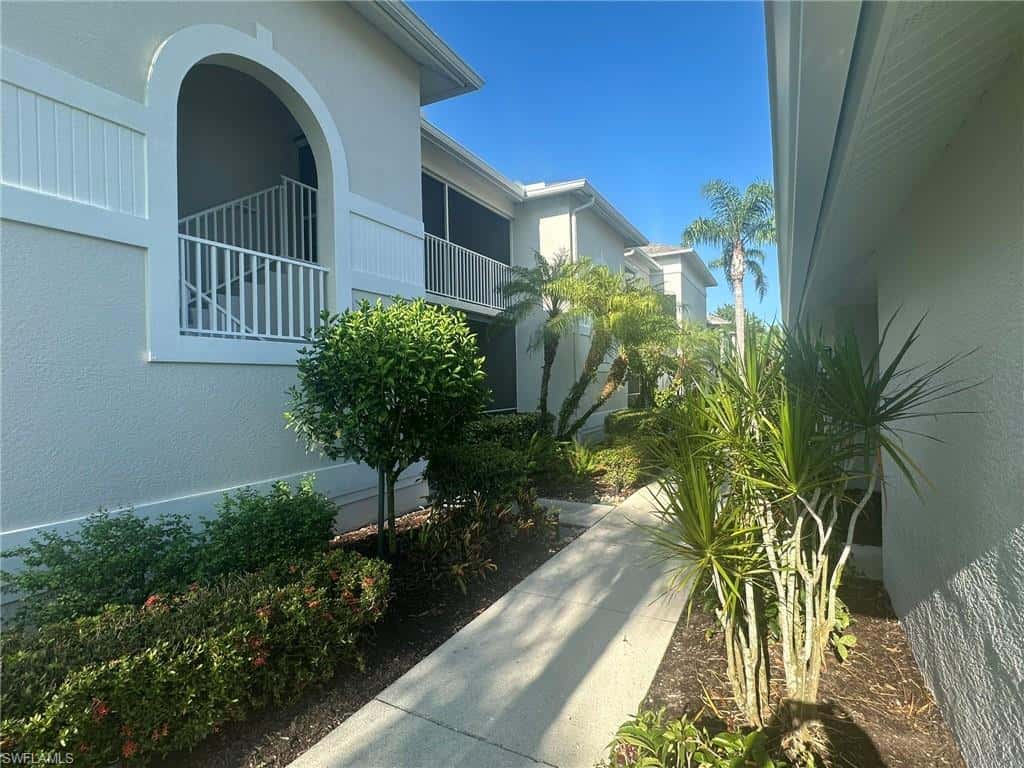 8620 Cedar Hammock Cir #1121, Naples, photo 5