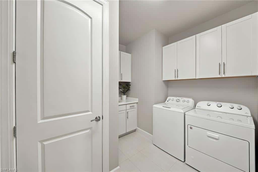 7564 Winding Cypress Dr, Naples, photo 42