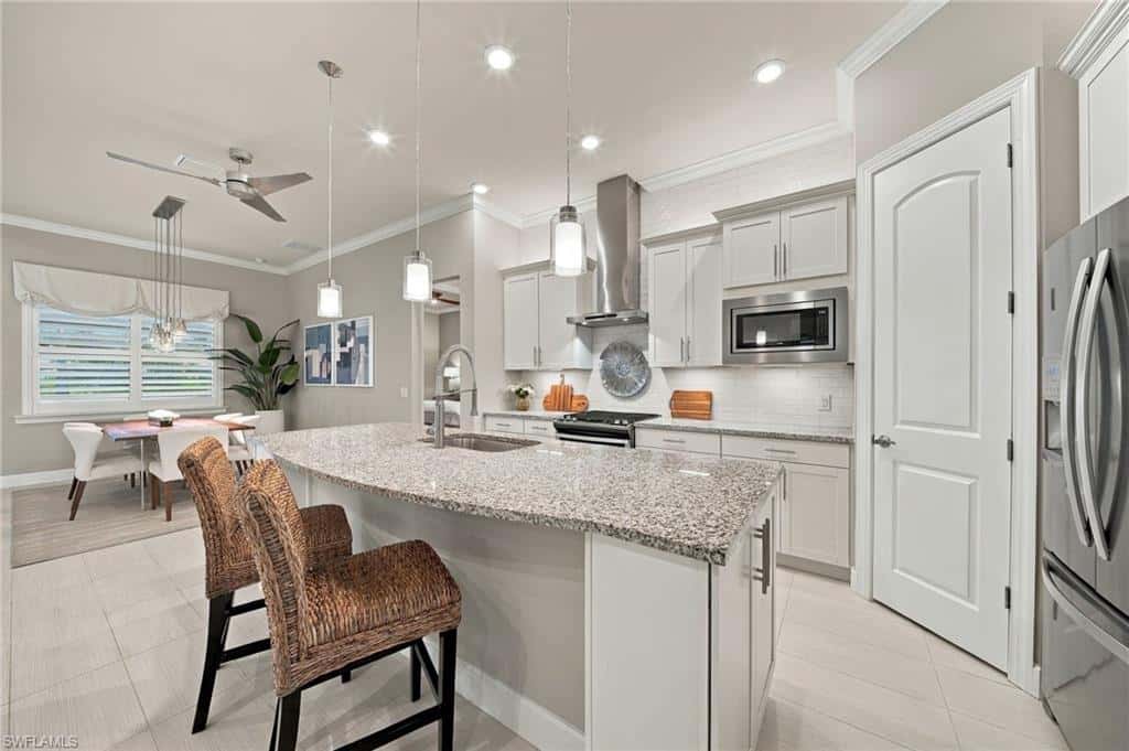 7564 Winding Cypress Dr, Naples, photo 9