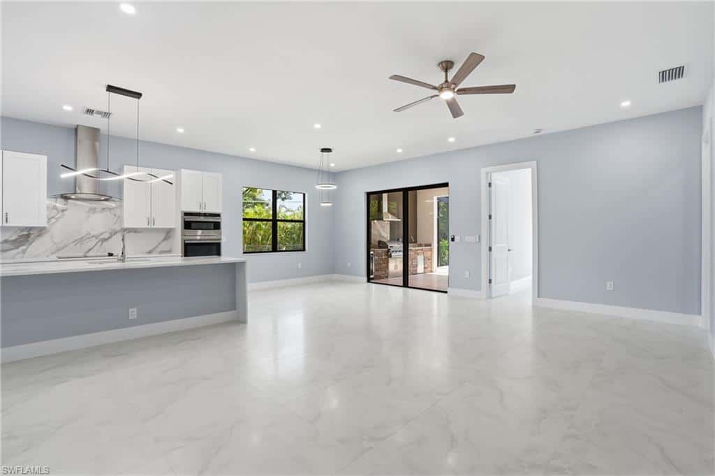27659 Franklin St, Bonita Springs, photo 5