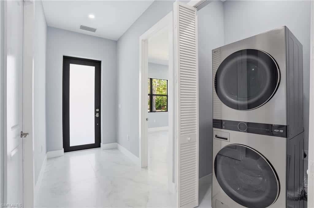 27659 Franklin St, Bonita Springs, photo 34