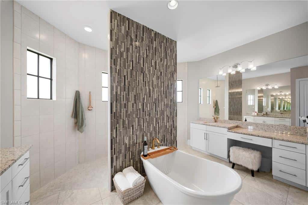 9796 Strike Ln, Bonita Springs, photo 23