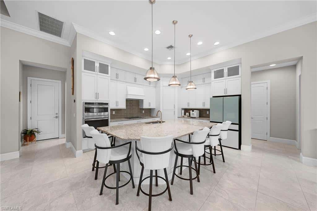 9796 Strike Ln, Bonita Springs, photo 8
