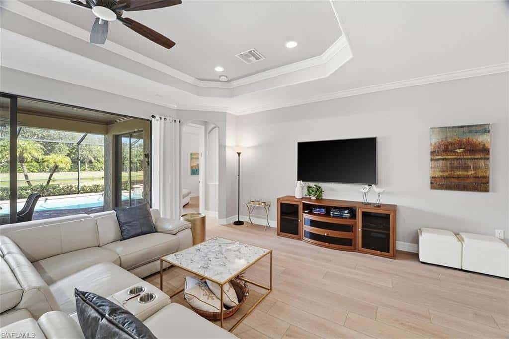 2906 Aviamar Cir, Naples, photo 13