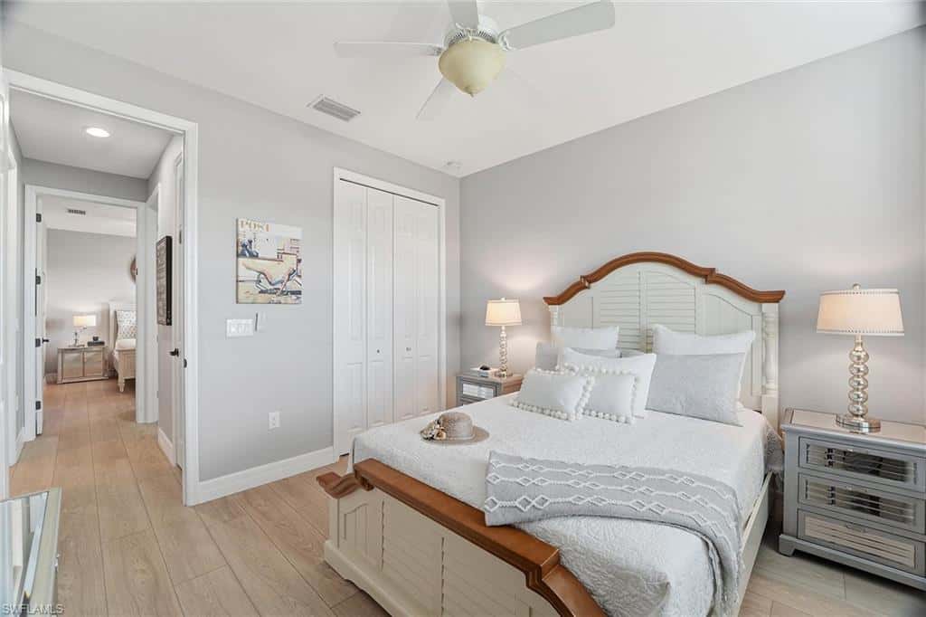 2906 Aviamar Cir, Naples, photo 26