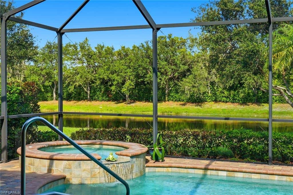 2906 Aviamar Cir, Naples, photo 34